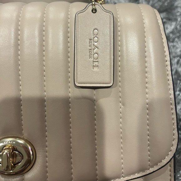 Coach Tilly with linear quilting in Taupe - Picture 4 of 7